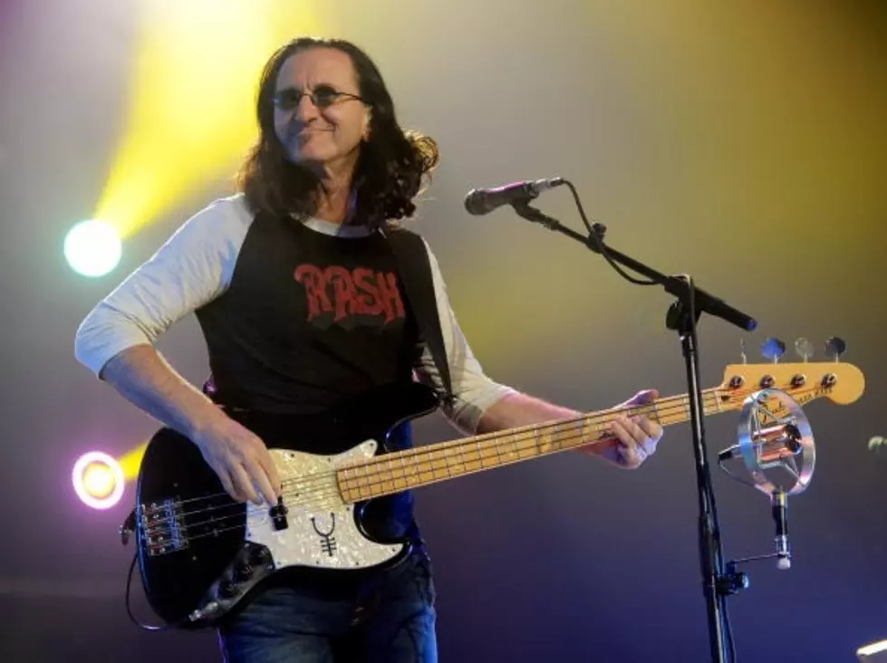 Geddy Lee Book On The Bass Guitar And More [VIDEO]