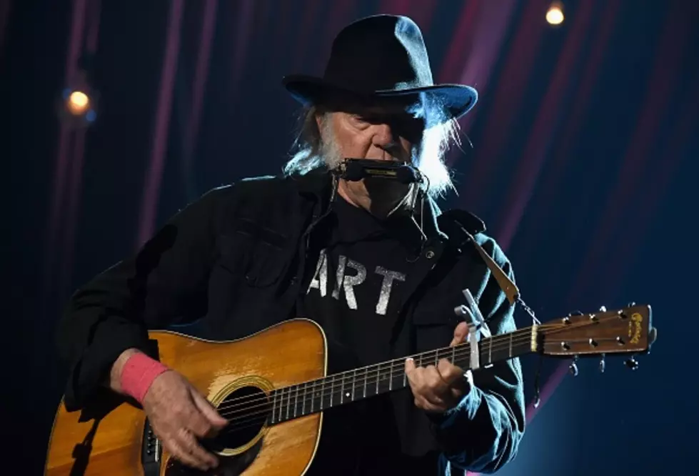 Neil Young Has A 'Rough Night' In Detroit