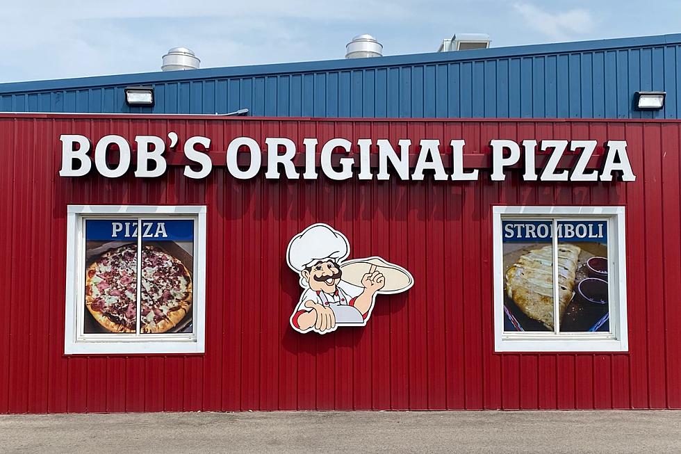 Bob’s Original Pizza Opens at Genesee County’s Newest Mini Mall