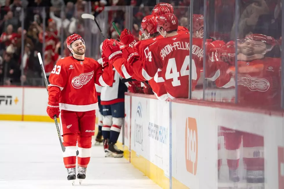 Extension for DeBrincat sends important message for Red Wings
