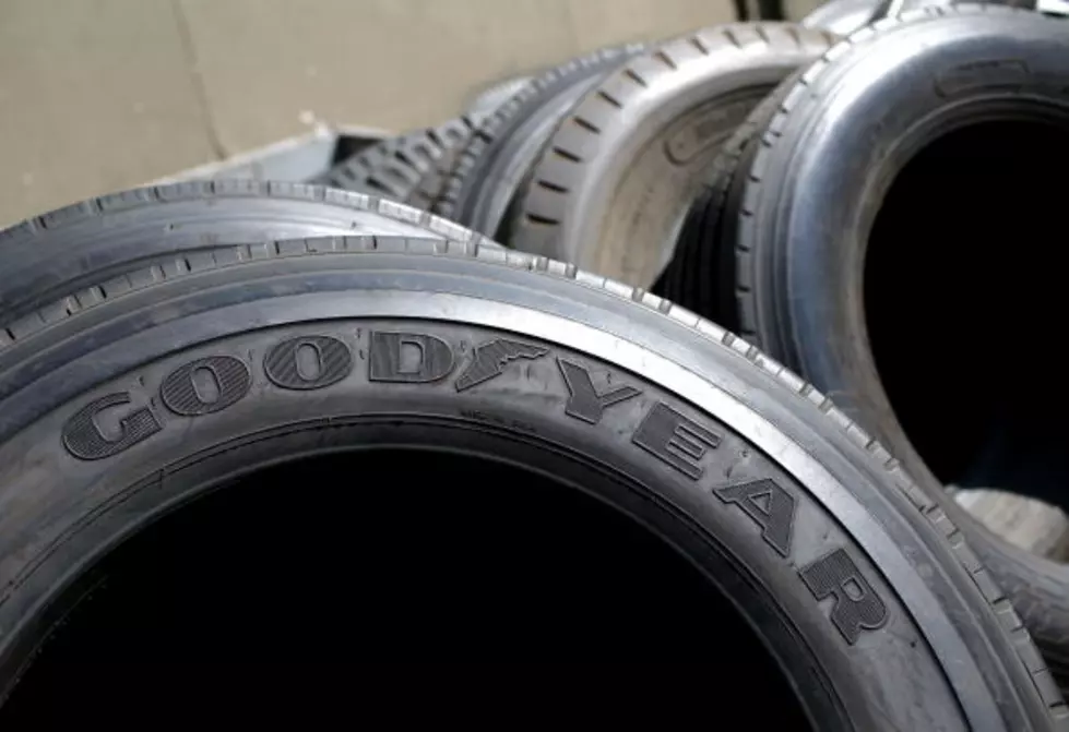 Michigan Couple Gets a Grant to Build an Airbnb Out of Used Tires