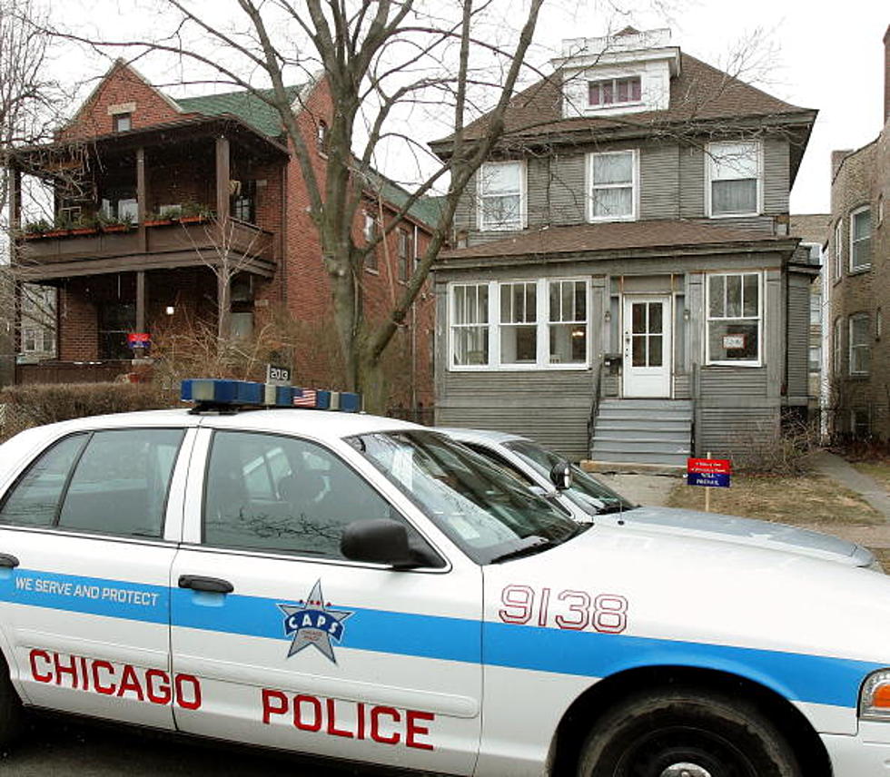 Chicago Cop Catches Baby Tossed By Kidnapper