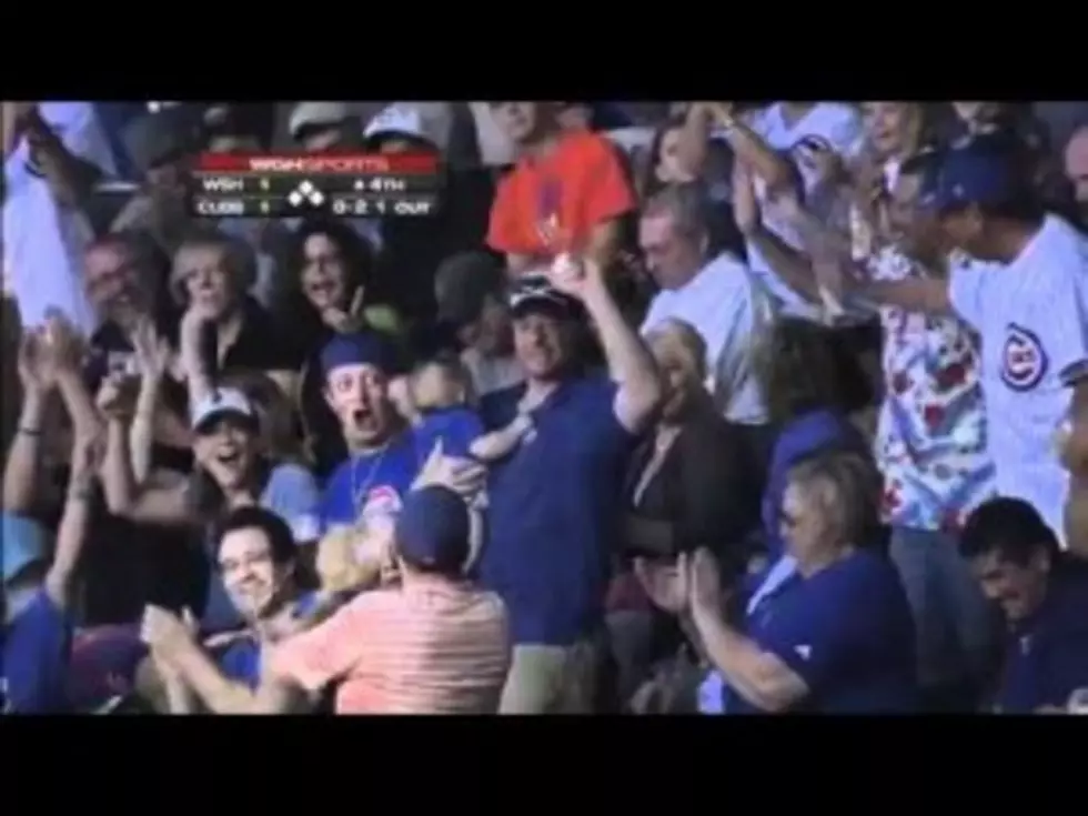 Talented Dad Catches Foul Ball While Holding A toddler [VIDEO]