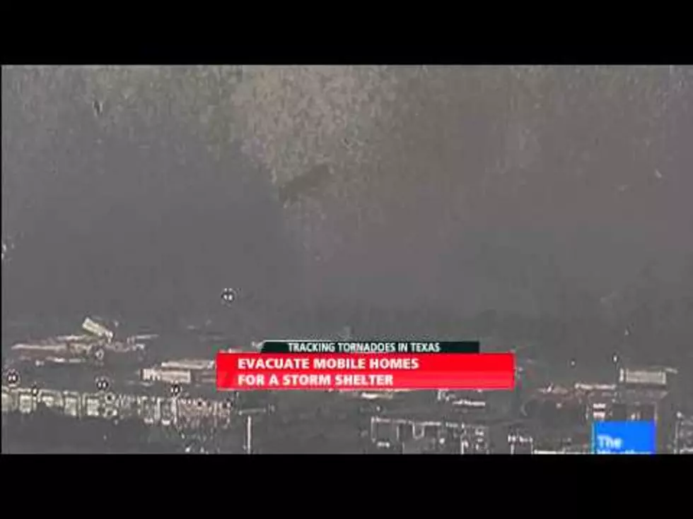 Watch Incredible Footage Of Tornadoes Descending On Dallas [VIDEOS]