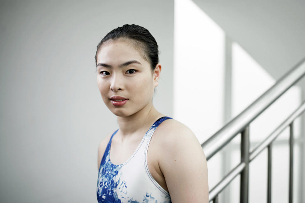 Chinese Olympic Diver’s Family Keeps Secrets From Her