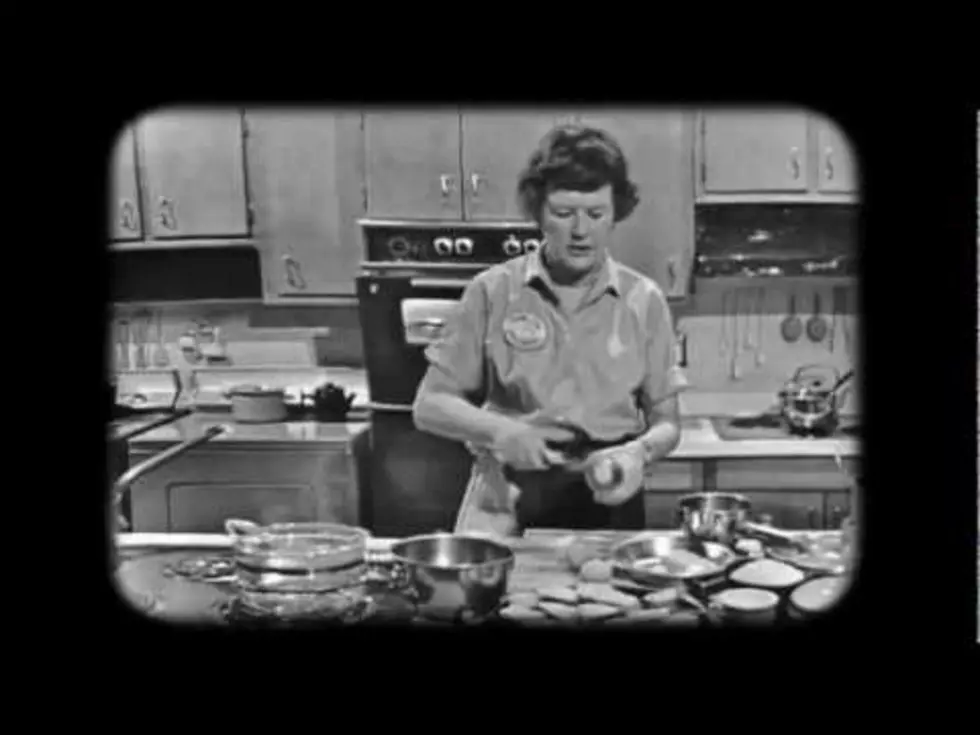Iconic Chef Julia Child Cooks To Guns N Rose&#8217;s &#8216;Sweet Child Of Mine&#8217; [Video]