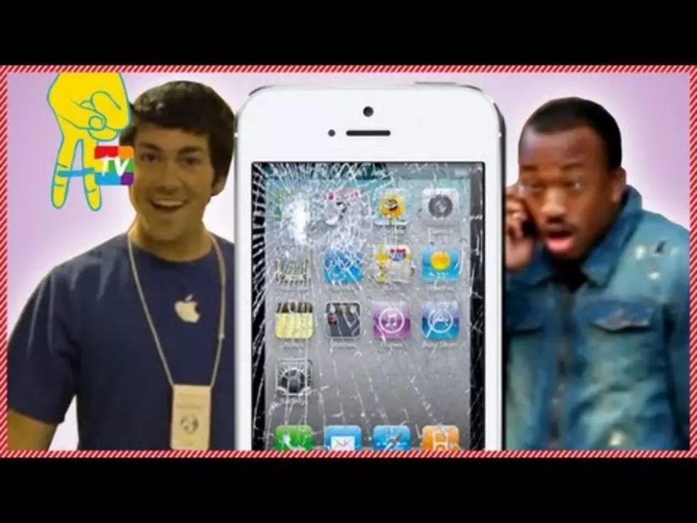 Hysterical &#8211; Pretend Delivery Guy Drops A Shipment of New iPhone5s