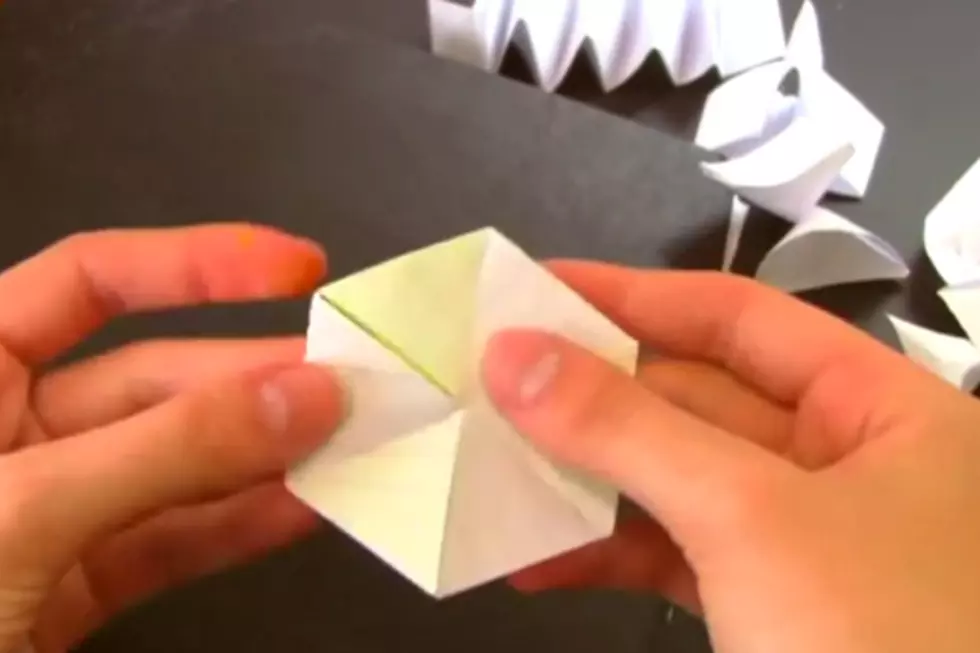 Celebrate The Hexaflexagon [Video]