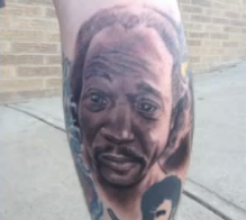 Cleveland Man Gets Tattoo of Charles Ramsey&#8217;s Face on His Leg [VIDEO]