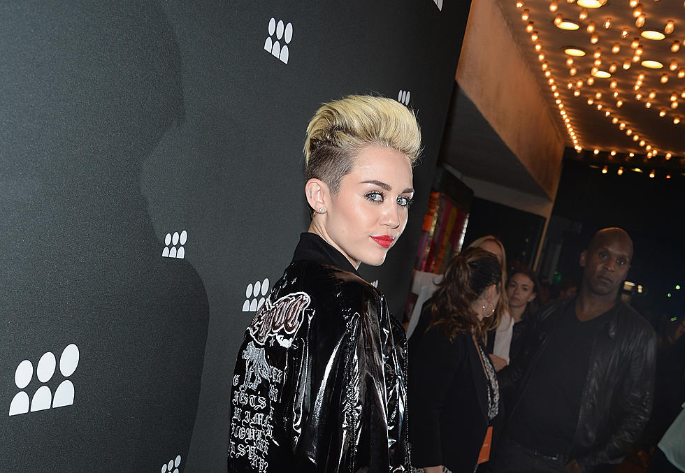 Miley Cyrus Siding with Mom in Parents Divorce?