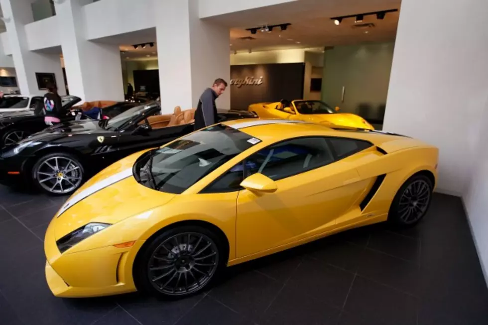 Indulge Your Inner Billionare! Hertz Now Rents Lamborghinis and Ferraris