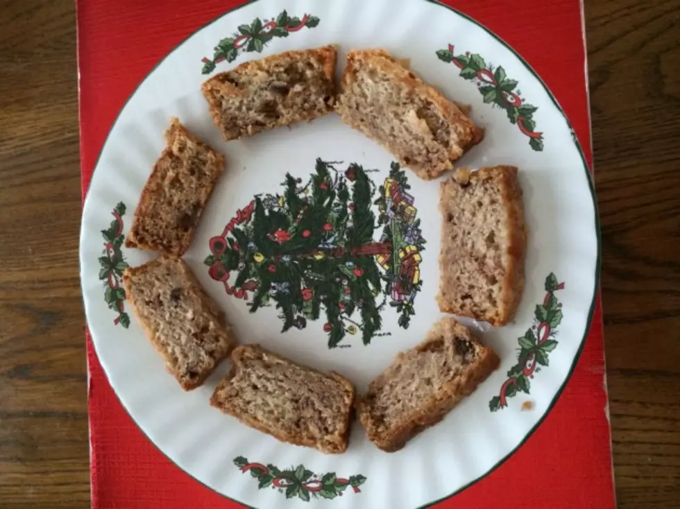 Deborah&#8217;s Banana Sour Cream Bread &#8212; Cars 108 Recipe of the Week