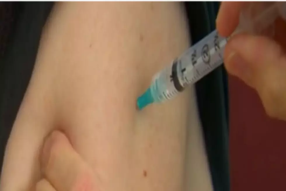 Pregnant Nurse Refuses Flu Shot &#8211; Should She Lose Her Job? [Video]
