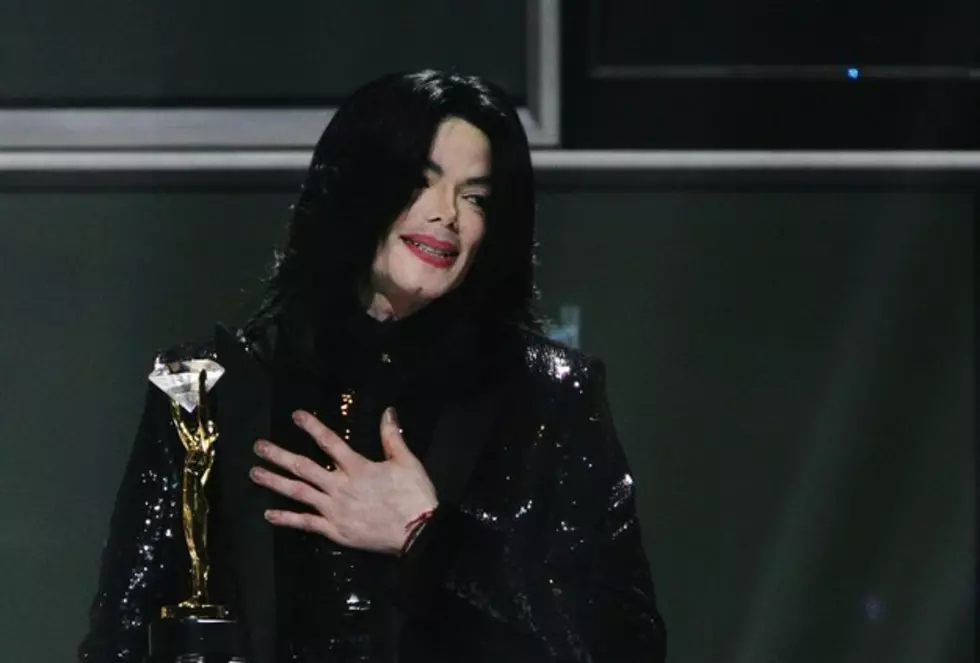 New Michael Jackson Track From Upcoming &#8216;Xscape&#8221; LP Leaked Online[VIDEO] [AUDIO]