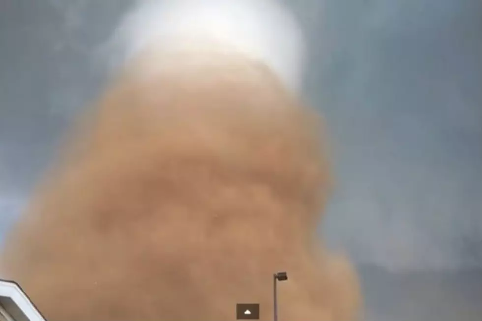 Dramatic Video Of North Dakota Tornado Almost Puts You Too Close &#8211; NSFW [Video]