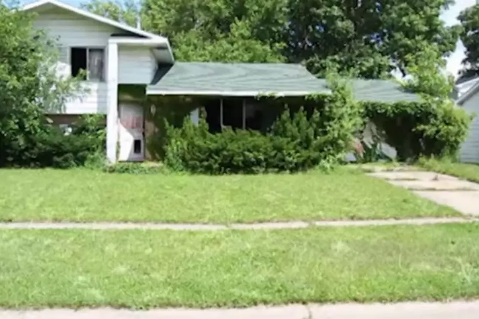 Group Hopes to Fight Flint Blight by Crowdfunding Home Demolition [VIDEOS]
