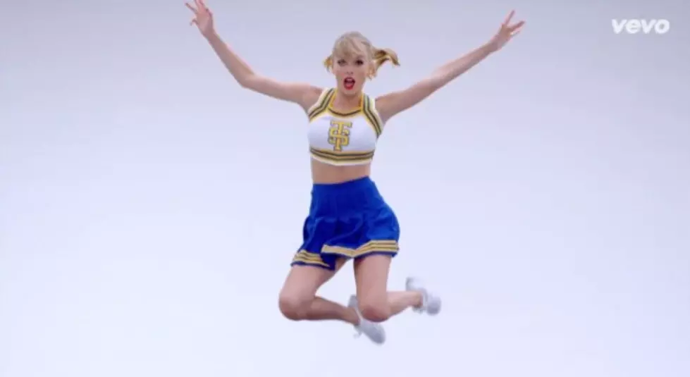 Taylor Swift &#8216;Shake It Off&#8217; Outtakes [VIDEO]