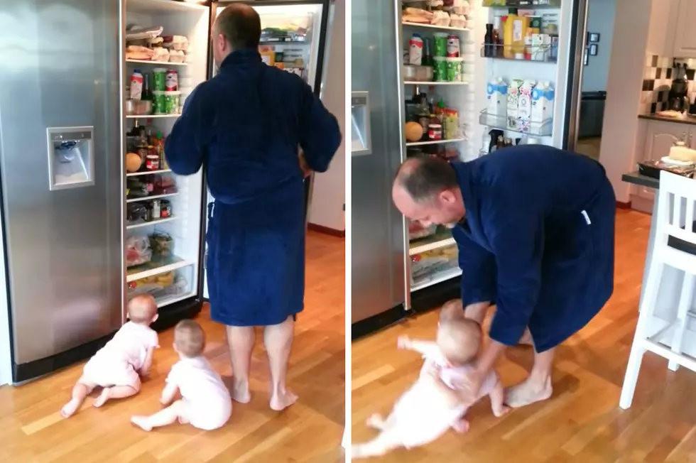 Making Breakfast is Much More Challenging With Twins [VIDEO]