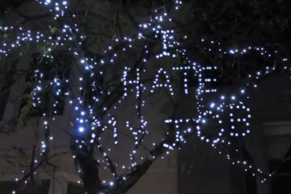 Town&#8217;s Naughty Christmas Light Show Goes Viral [VIDEO]