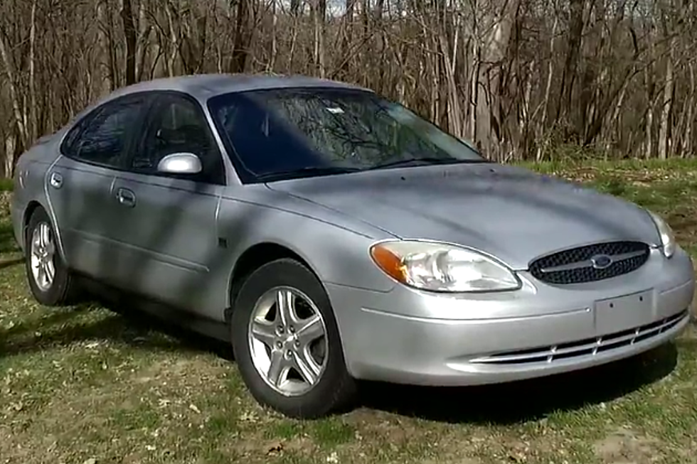 Hilarious Craigslist Ad Makes You Want This Awful 2002 Ford P.O.S. [VIDEO]