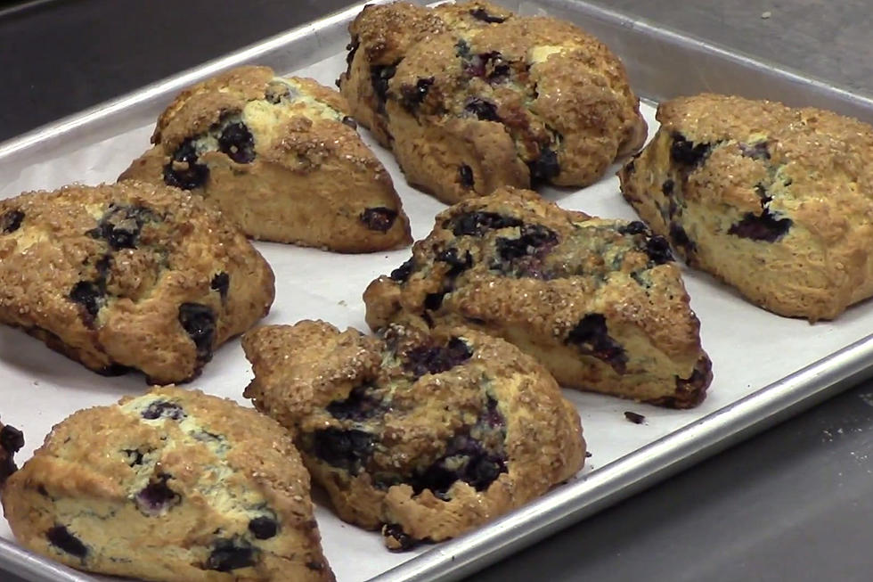 How to Make Delicious Blueberry Scones — Cooking With Cars Episode 5
