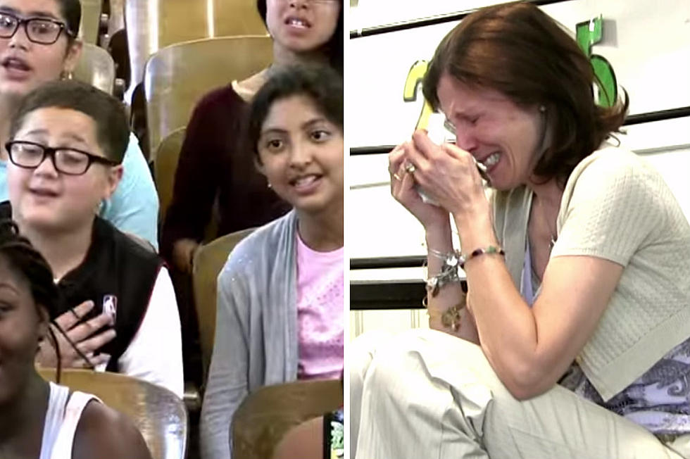 Students Serenade Teacher Who&#8217;s Just Received Breast Cancer Diagnosis [VIDEO]