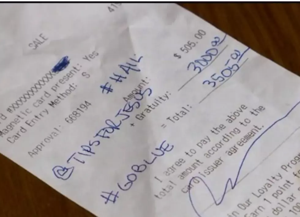 Michigan Fans Leave $3,000 Tip for Utah Waitress [VIDEO]