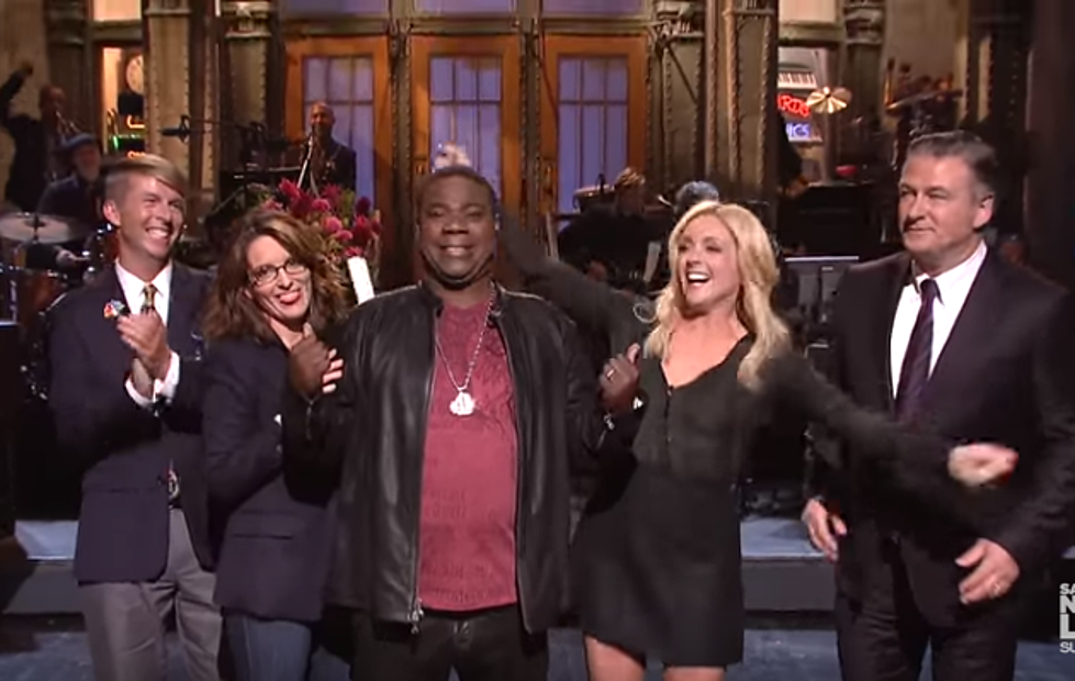 Tracy Morgan’s Return to SNL Reunites the Cast of ’30 Rock’ [VIDEO]
