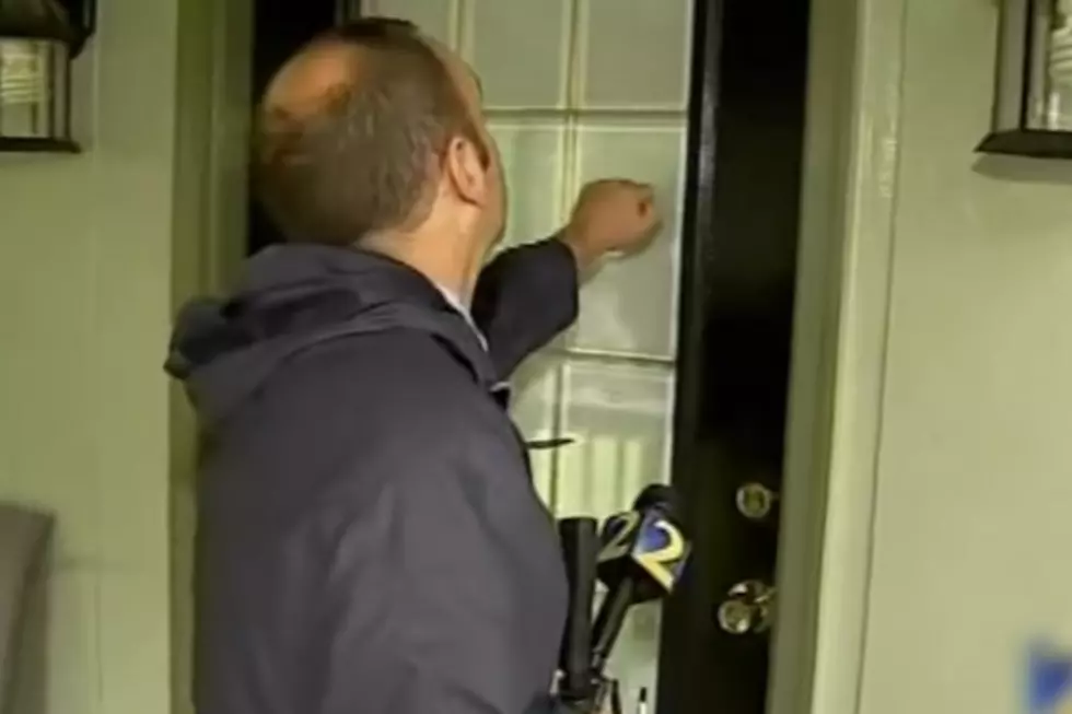 This Just In: &#8216;No One Answered The Door&#8217; [VIDEO]
