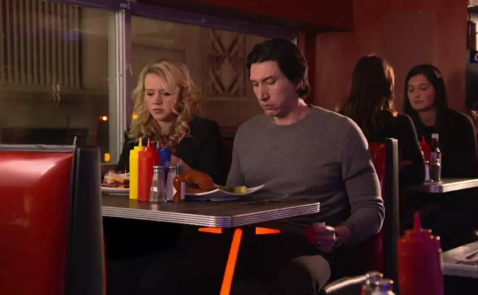 Adam Driver & SNL’s Kate McKinnon Grab a Bite at the Diner [VIDEO]