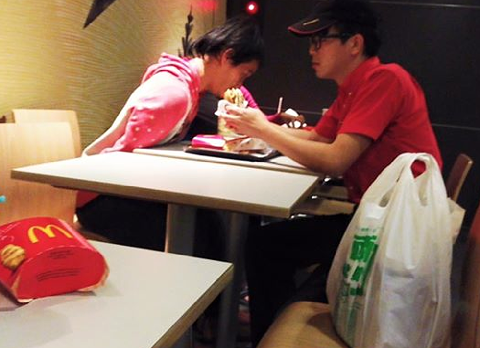 The Good News: McDonald’s Worker Feeds Manwith Disabilities [PHOTO]