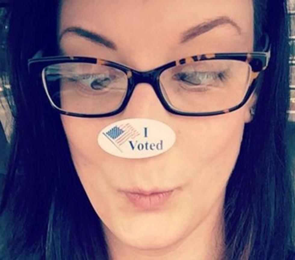 Michigan Primary Day 2016: But First Let Me Take A Selfie [PHOTOS]