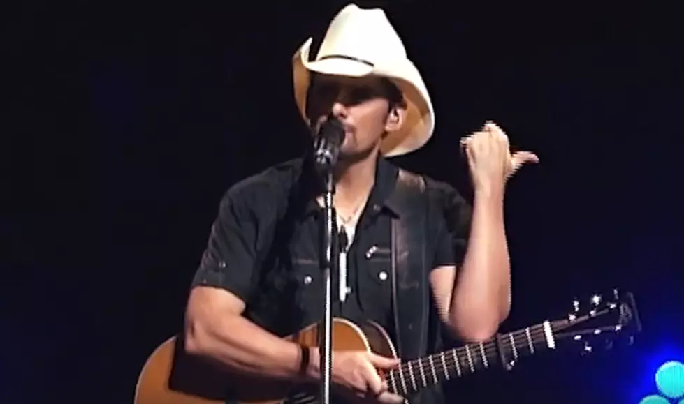 Country Star Brad Paisley Pays Tribute to Dave McKay [VIDEO]