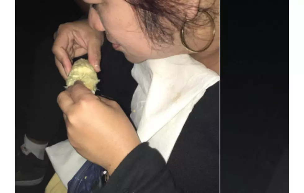 Teen&#8217;s Tweet About Mom Sneaking Corn on the Cob Into Movies Goes Viral