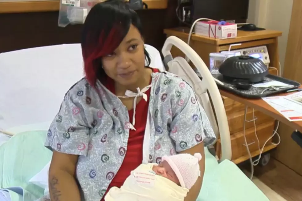 Saginaw Woman Has Baby in Bathtub, Didn’t Know She Was Pregnant [VIDEO]