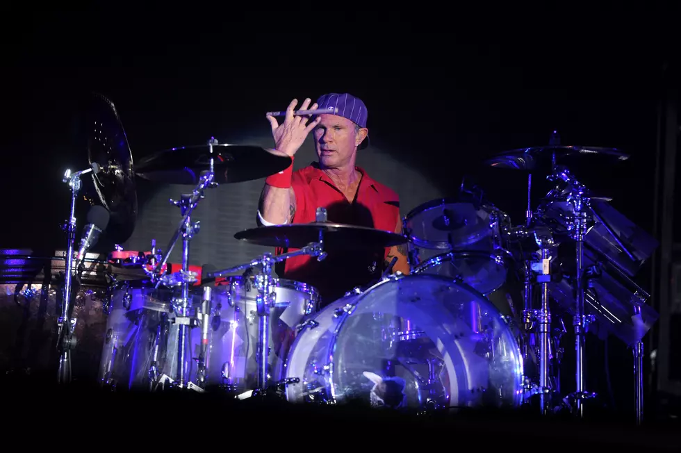 Red Hot Chili Peppers Drummer Trolls Ohio Crowd with Michigan Fight Song