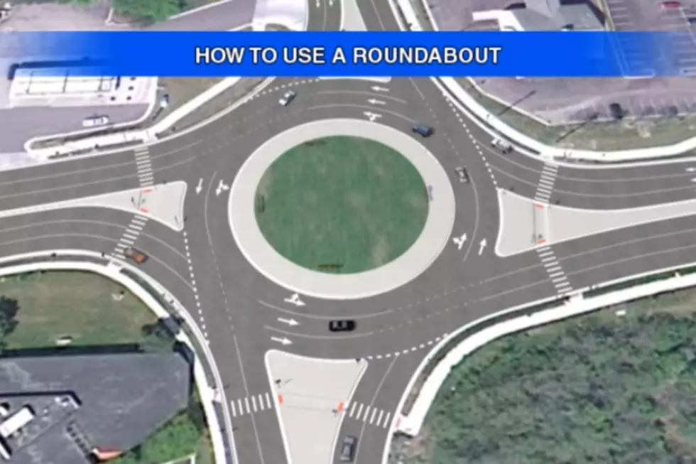 Are Turn Signals Required in Michigan Roundabouts?