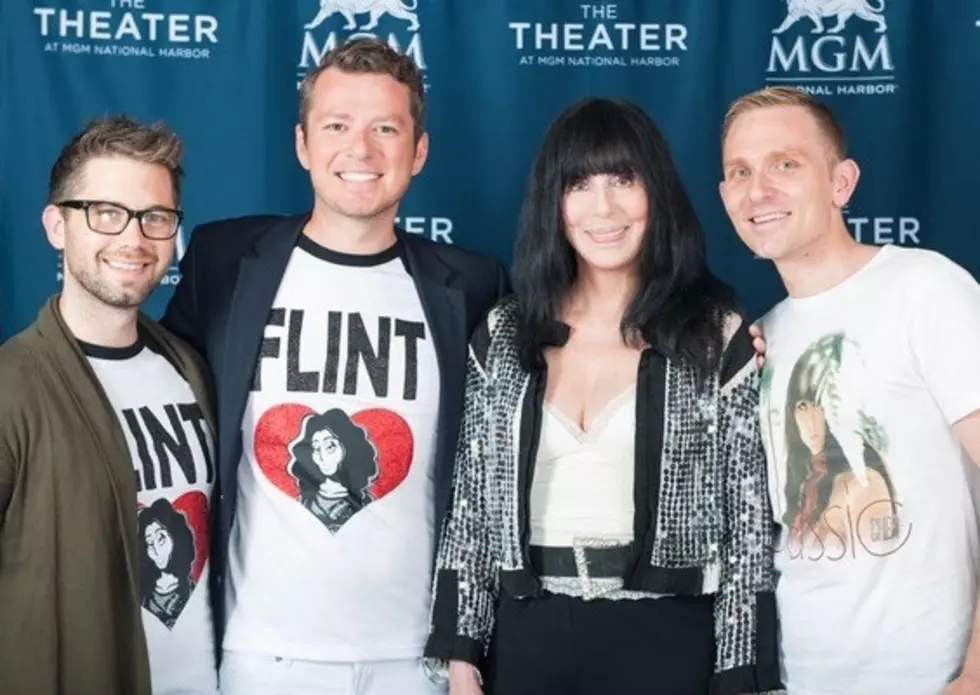 WNEM’s David Custer Auctions Off Flint Shirt Signed By Cher for Charity [PHOTOS]