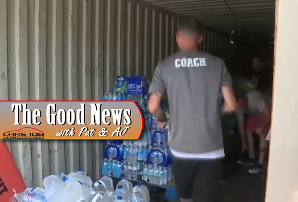 Roller Derby Teams Donate Water To Flint - The Good News [VIDEO]