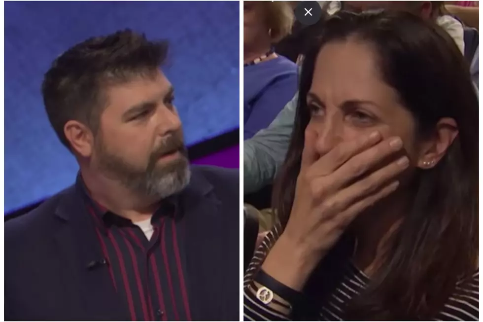 &#8216;What is &#8230; Yes!&#8217; Jeopardy Contestant Proposes During Game Show [VIDEO]