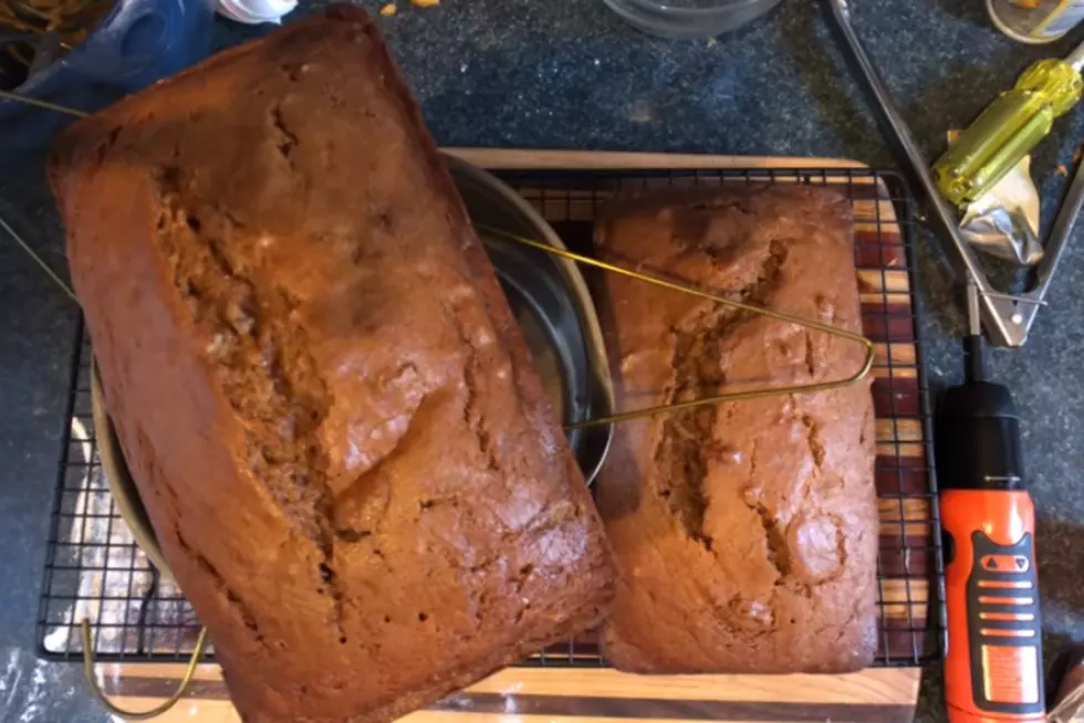 &#8216;You Suck at Cooking&#8217; Tackles Pumpkin Bread [VIDEO]