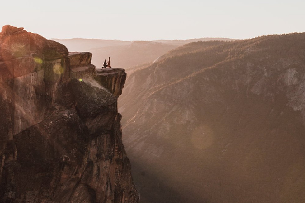 Michigan Photographer Searching for Couple Engaged at Yosemite [PHOTO]