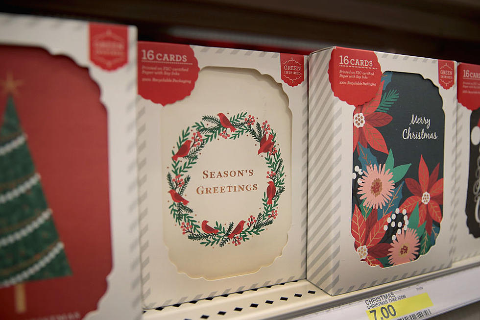 Former English Teacher Wants to Help You Avoid This Christmas Card Mistake