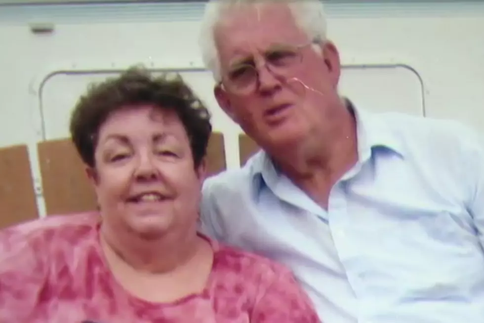 Couple Married 56 Years Dies Hours Apart Holding Hands [VIDEO]