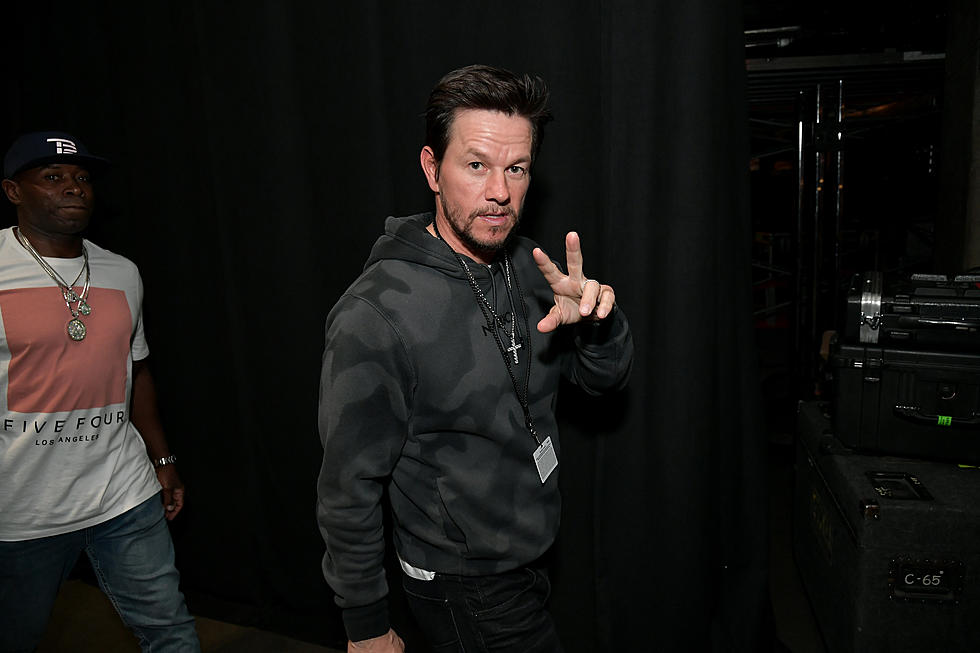 Mark Wahlberg Will Be At Flint's Wahlburgers on Sunday