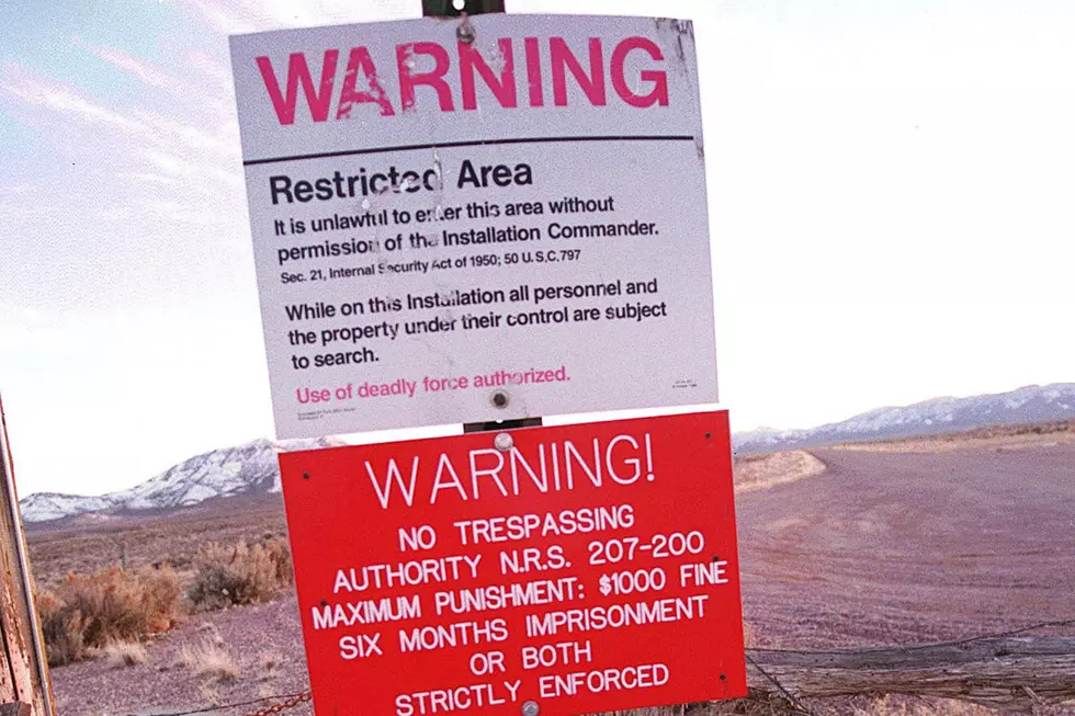 Over 1 Million People Ready to Raid Area 51 and the Government is Standing By