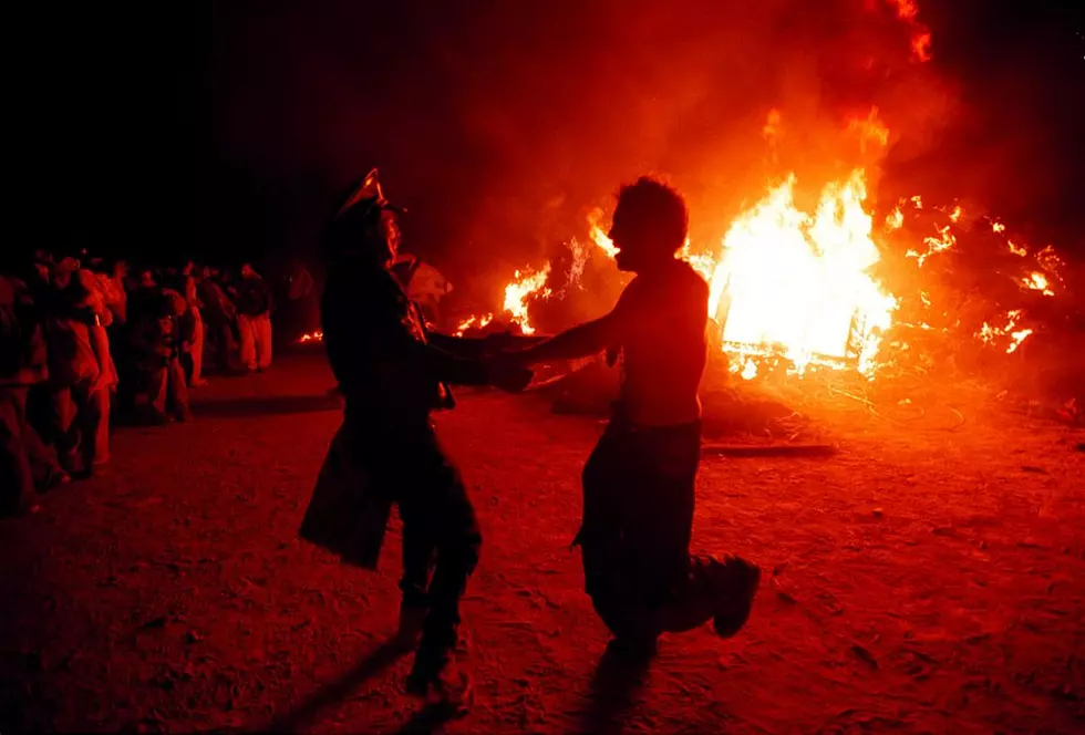 You Can Call a Stranger at the Burning Man Festival This Weekend