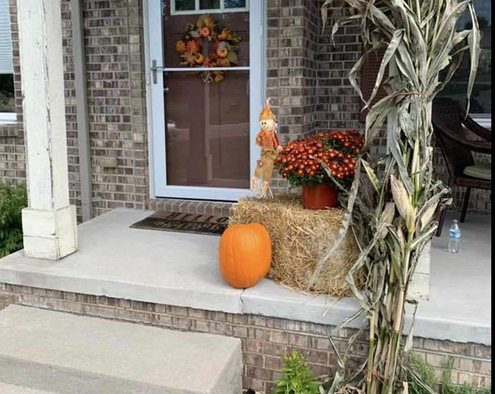 This Grand Blanc Girl Scout Troop Will Decorate Your Porch for Fall
