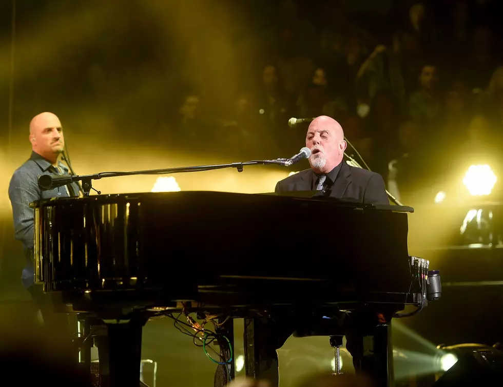 Joe Elliot Joins the Piano Man Onstage at Comerica Park Show