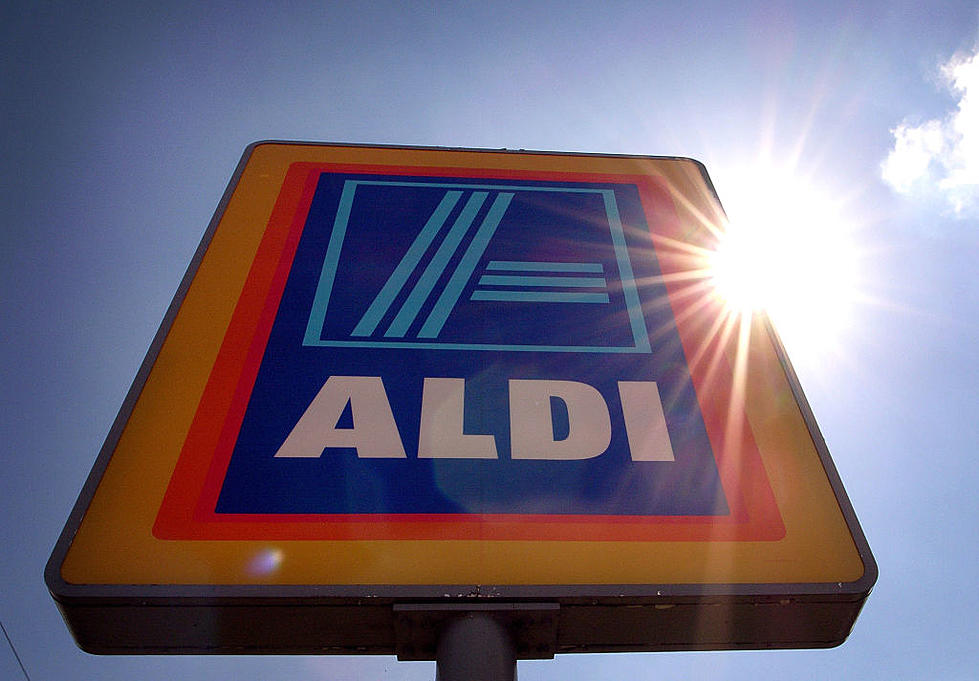 FACT CHECK: Aldi’s is NOT Giving Away Free Food on Christmas